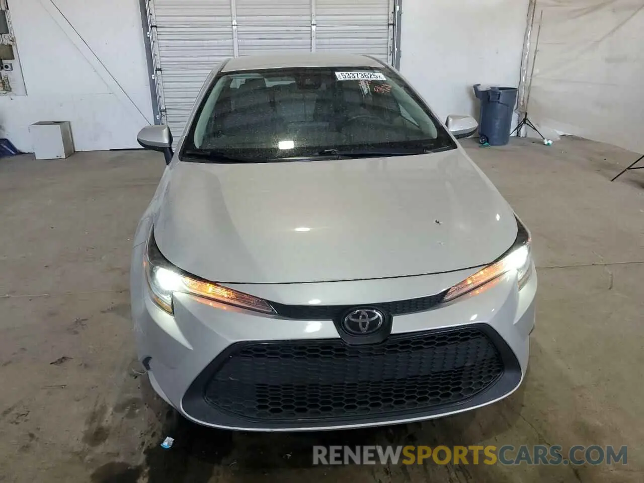 5 Photograph of a damaged car 5YFEPMAE0NP330172 TOYOTA COROLLA 2022