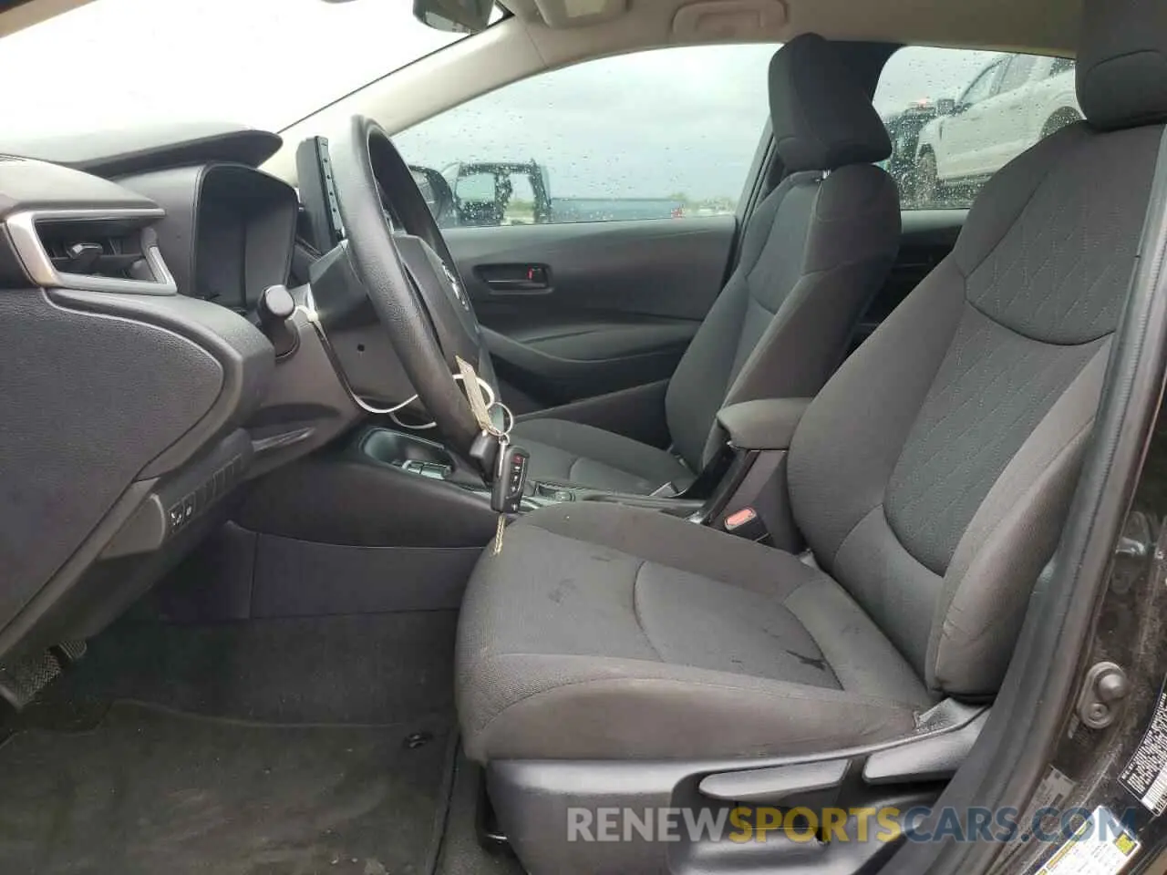 7 Photograph of a damaged car 5YFEPMAE0NP335405 TOYOTA COROLLA 2022