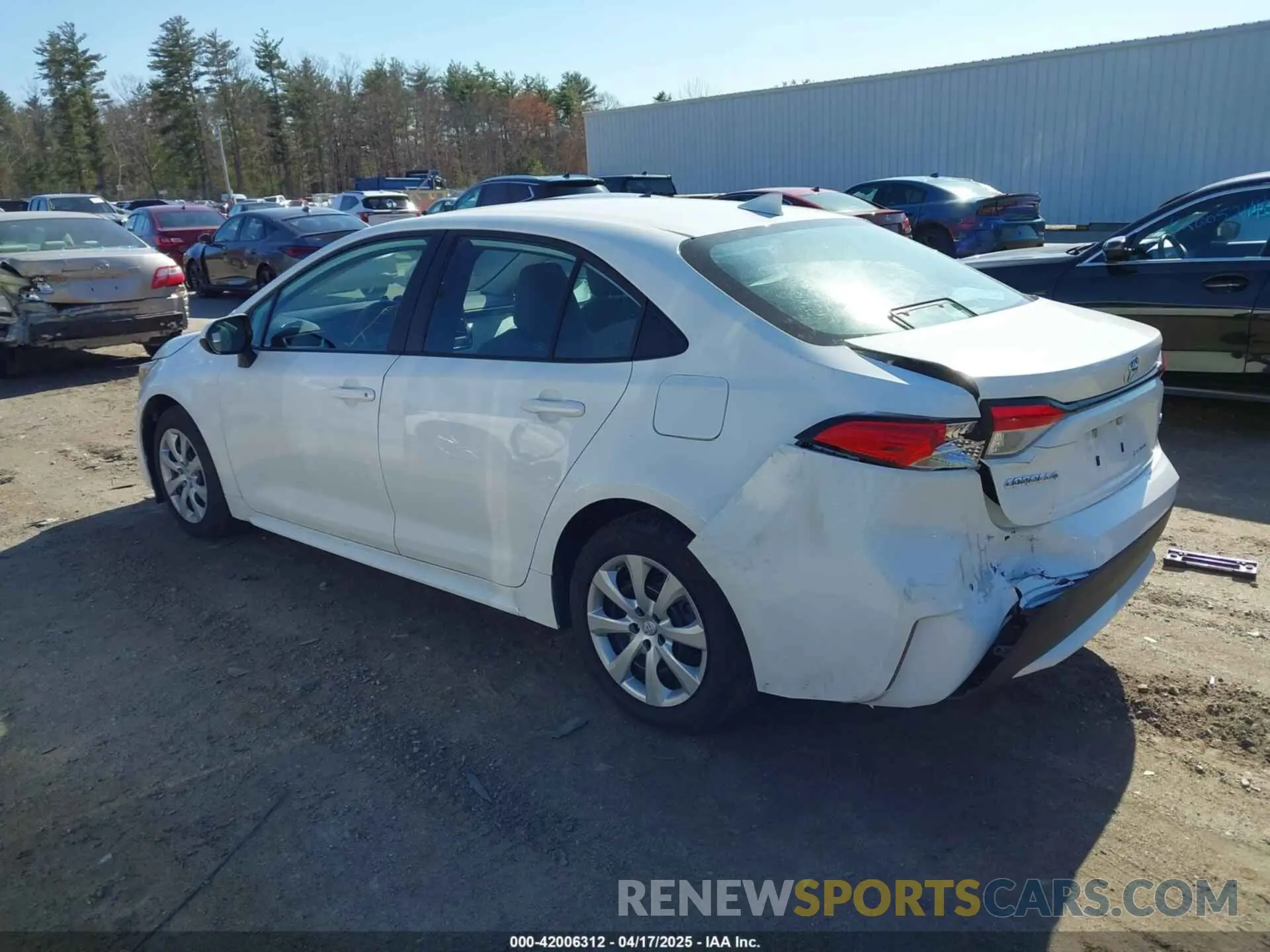 3 Photograph of a damaged car 5YFEPMAE0NP340815 TOYOTA COROLLA 2022