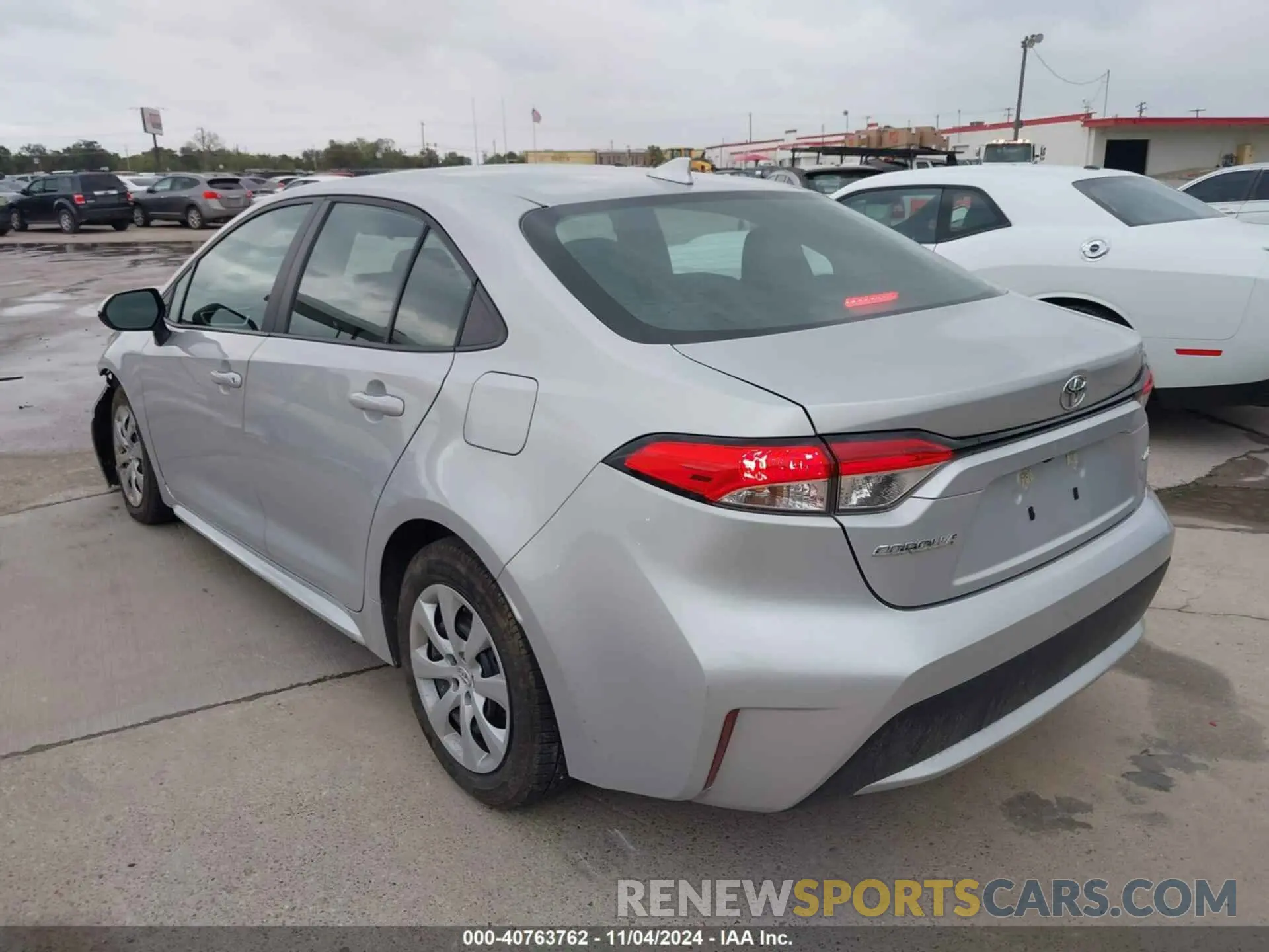 3 Photograph of a damaged car 5YFEPMAE0NP357646 TOYOTA COROLLA 2022