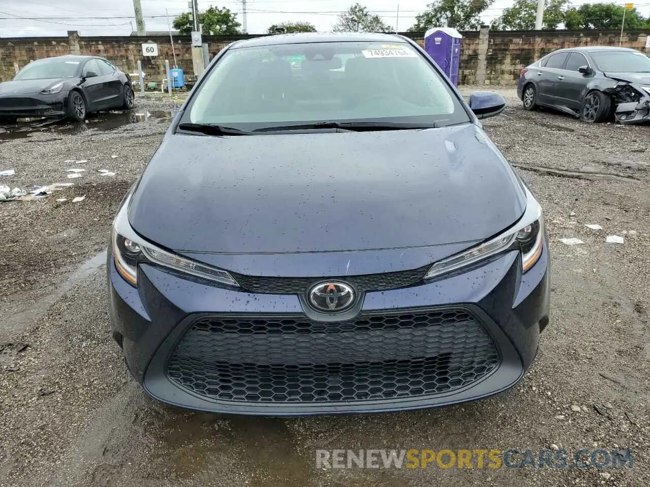 5 Photograph of a damaged car 5YFEPMAE0NP358389 TOYOTA COROLLA 2022