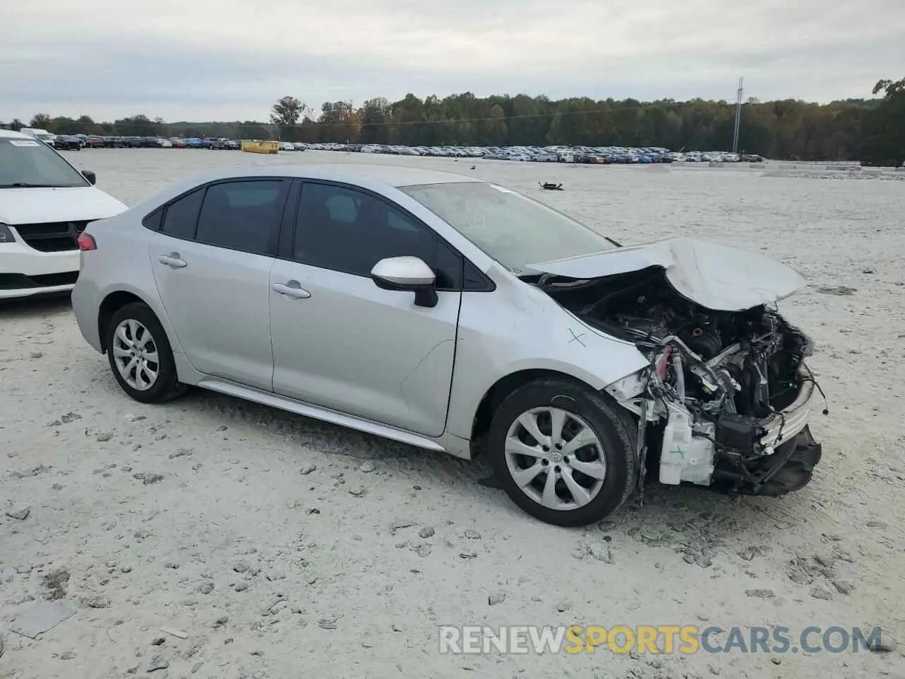 4 Photograph of a damaged car 5YFEPMAE0NP363267 TOYOTA COROLLA 2022