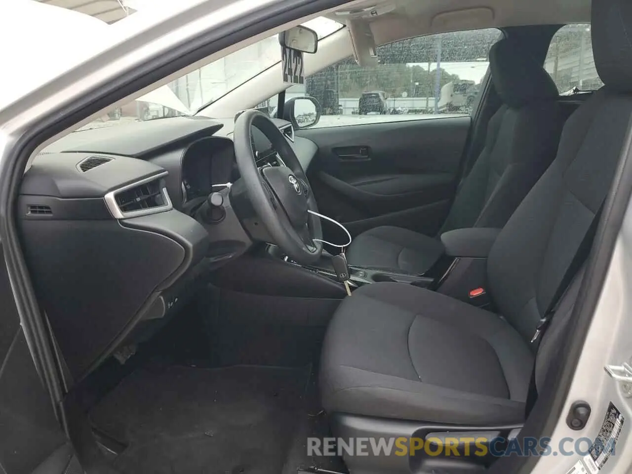 7 Photograph of a damaged car 5YFEPMAE0NP363267 TOYOTA COROLLA 2022