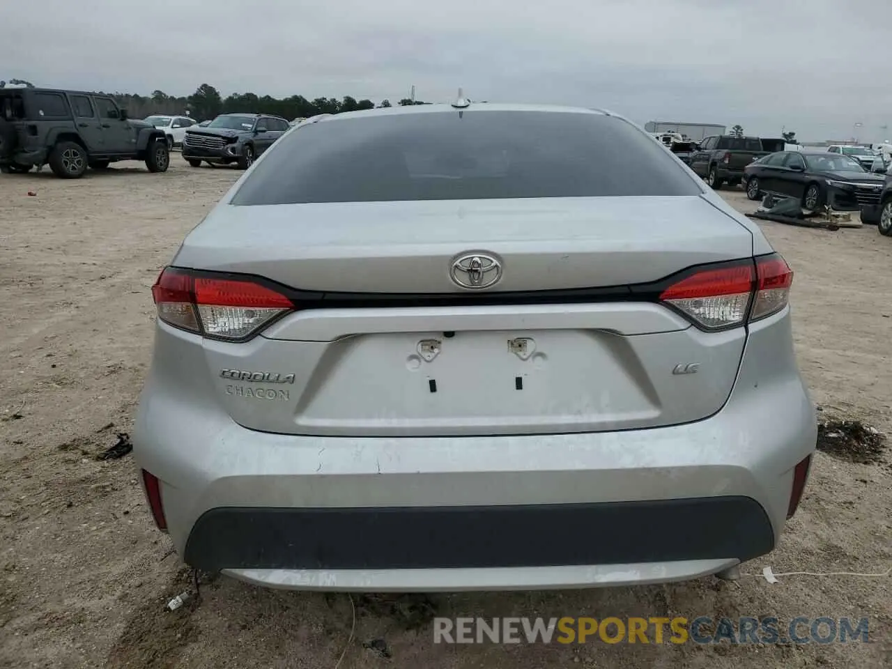 6 Photograph of a damaged car 5YFEPMAE0NP374107 TOYOTA COROLLA 2022