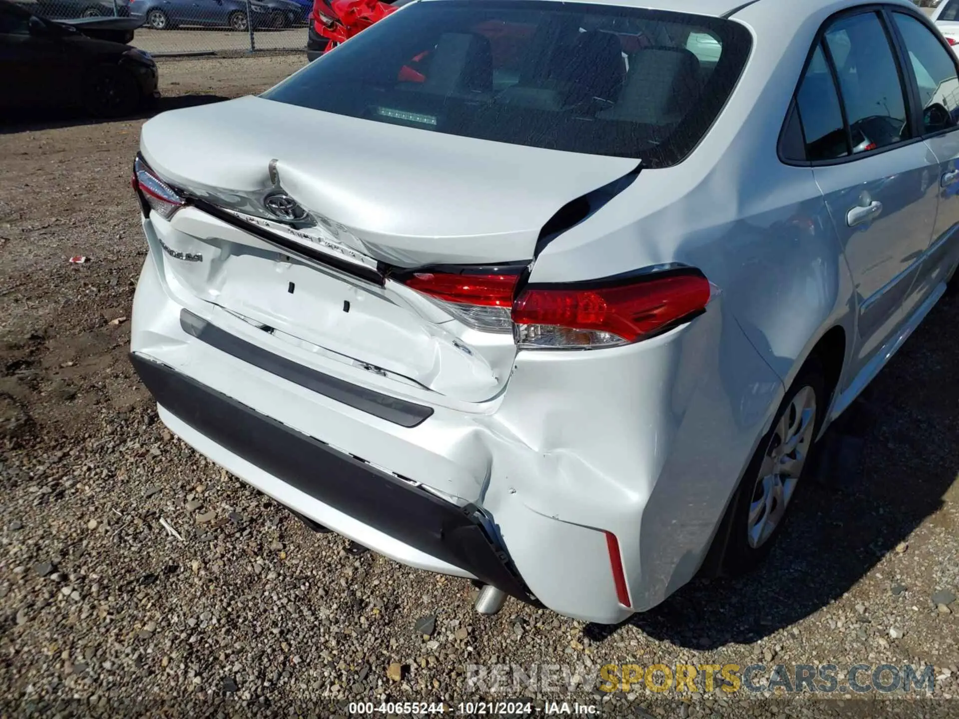 6 Photograph of a damaged car 5YFEPMAE0NP375211 TOYOTA COROLLA 2022