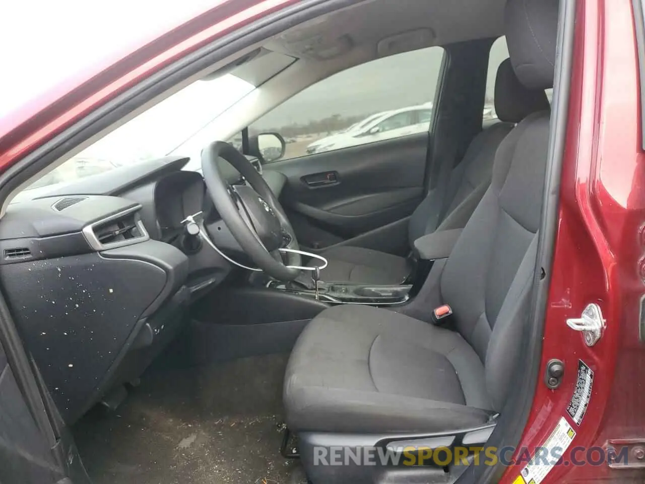 7 Photograph of a damaged car 5YFEPMAE0NP381915 TOYOTA COROLLA 2022