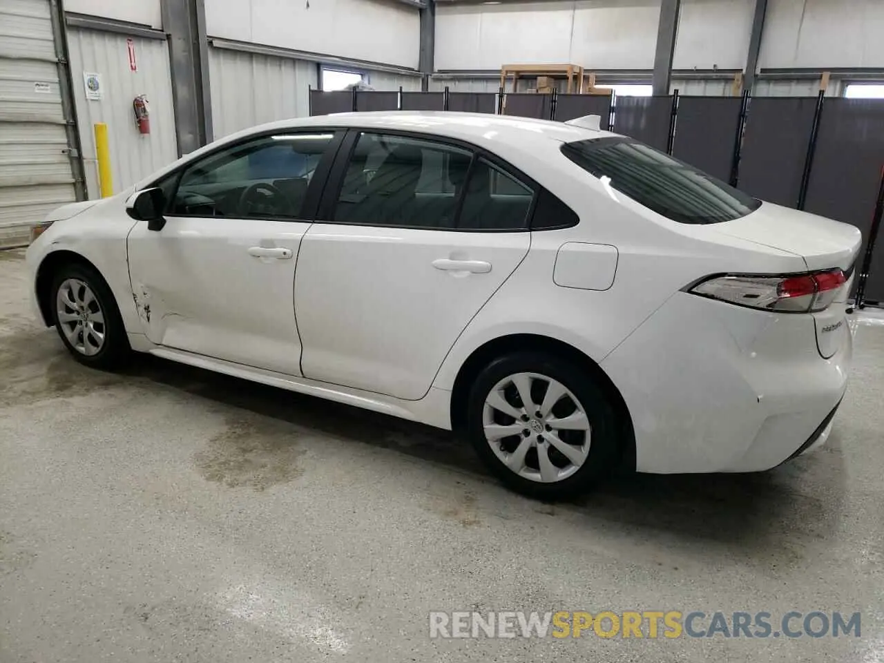 2 Photograph of a damaged car 5YFEPMAE0NP390792 TOYOTA COROLLA 2022