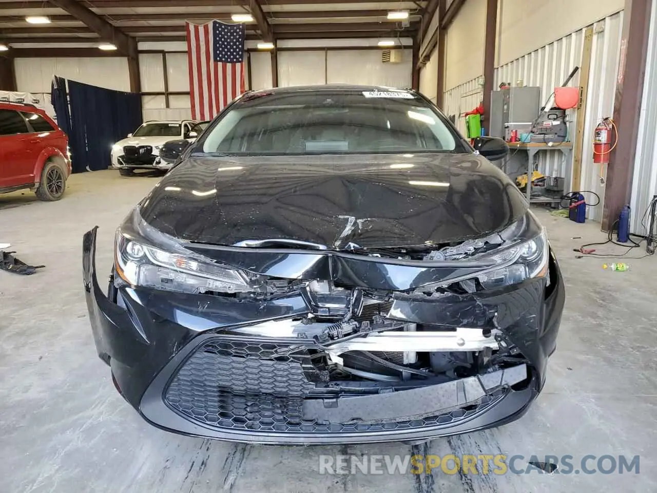 5 Photograph of a damaged car 5YFEPMAE0NP391988 TOYOTA COROLLA 2022