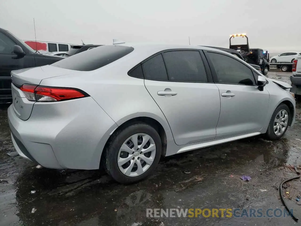 3 Photograph of a damaged car 5YFEPMAE1NP271567 TOYOTA COROLLA 2022
