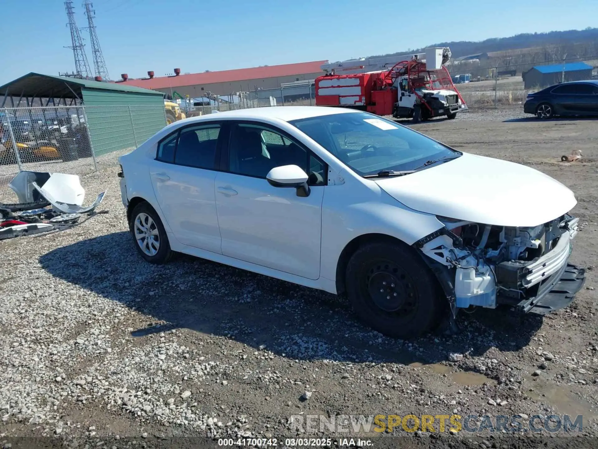 6 Photograph of a damaged car 5YFEPMAE1NP271925 TOYOTA COROLLA 2022