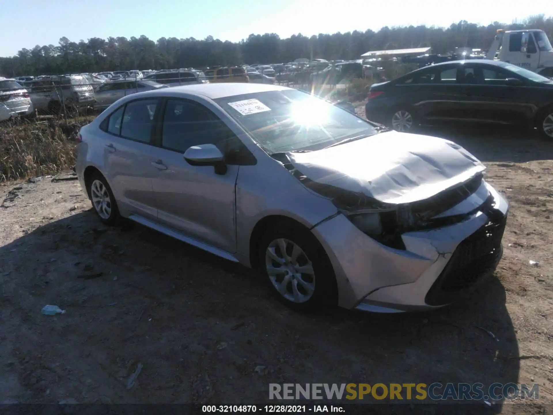 1 Photograph of a damaged car 5YFEPMAE1NP273903 TOYOTA COROLLA 2022