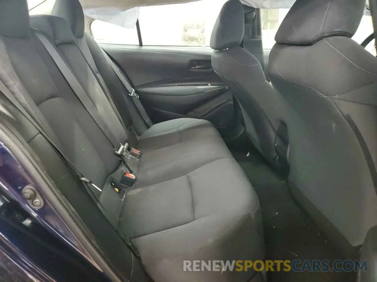 10 Photograph of a damaged car 5YFEPMAE1NP284805 TOYOTA COROLLA 2022