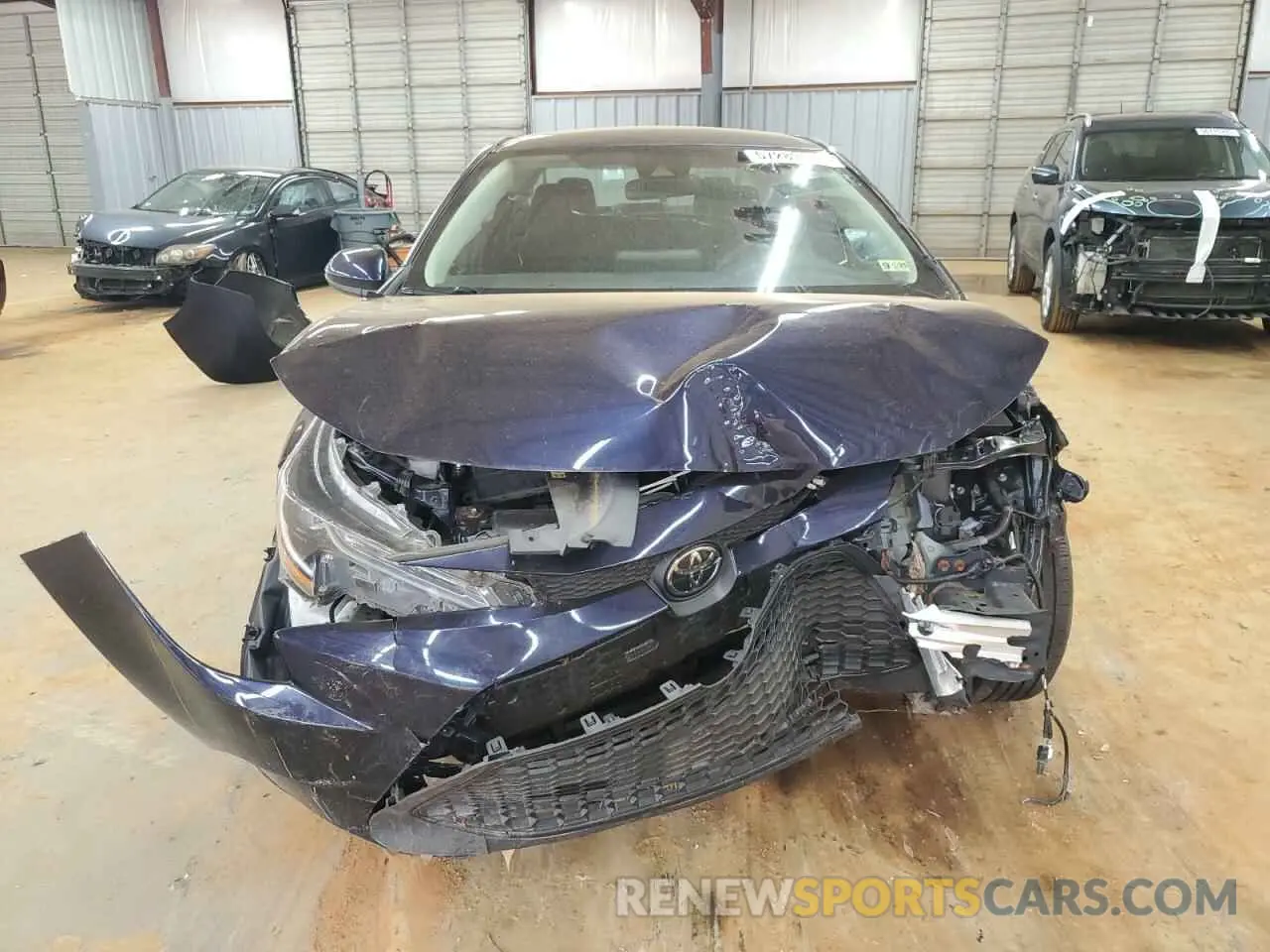 5 Photograph of a damaged car 5YFEPMAE1NP284805 TOYOTA COROLLA 2022