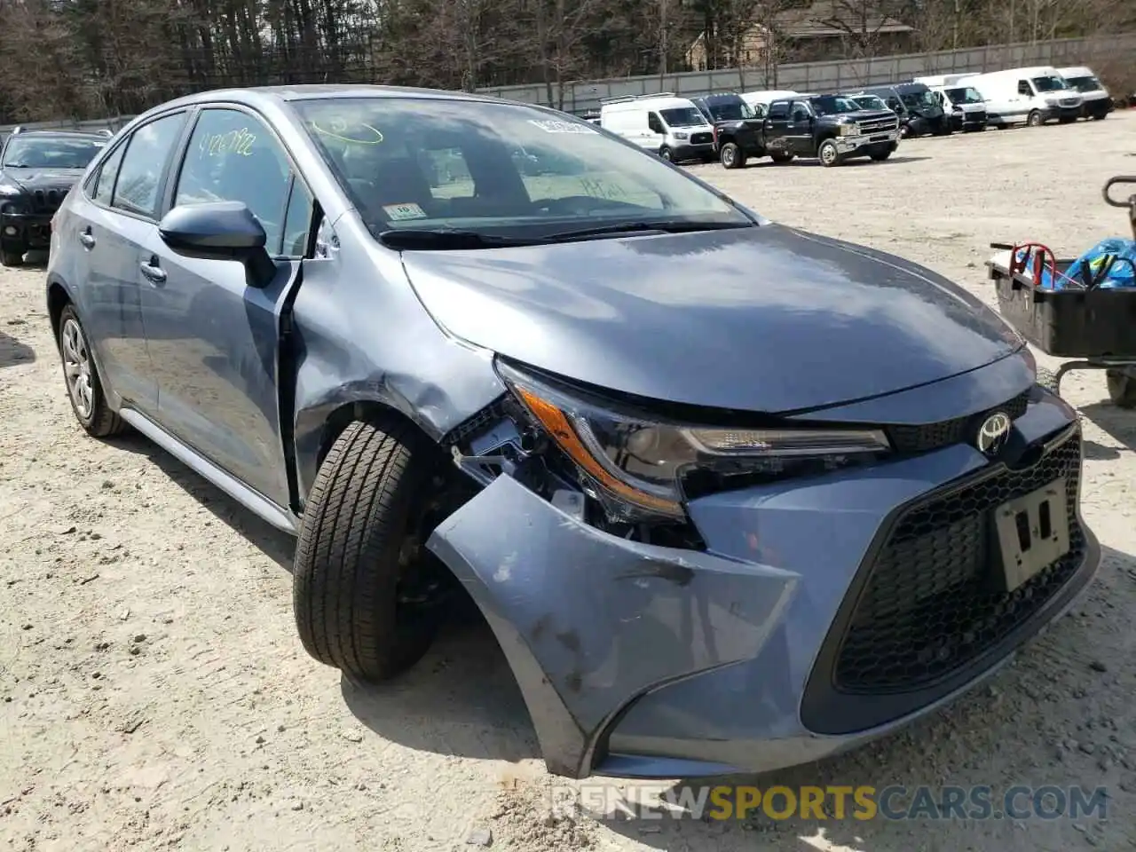 1 Photograph of a damaged car 5YFEPMAE1NP286022 TOYOTA COROLLA 2022