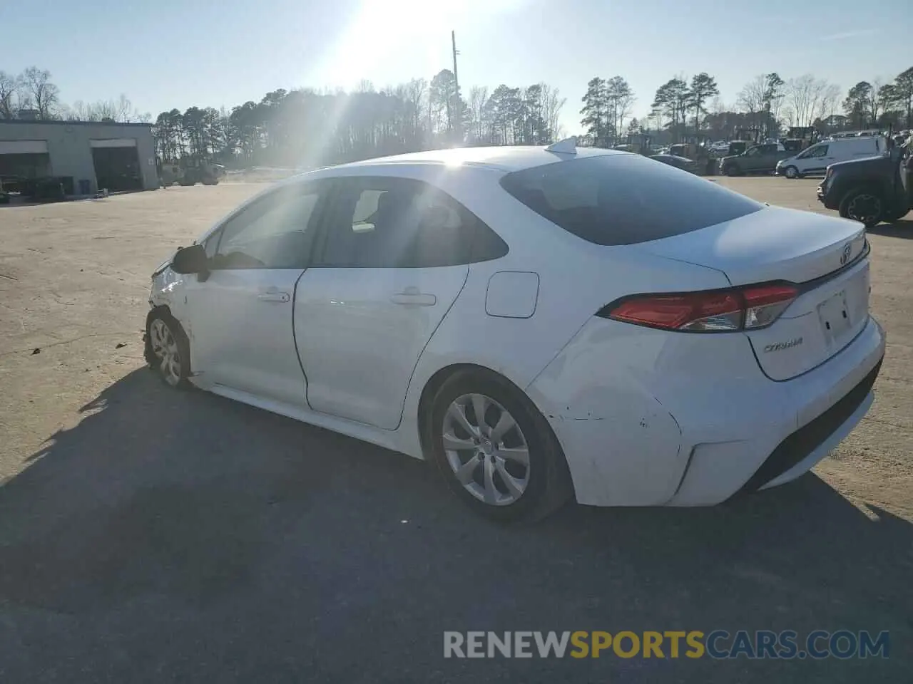 2 Photograph of a damaged car 5YFEPMAE1NP289597 TOYOTA COROLLA 2022