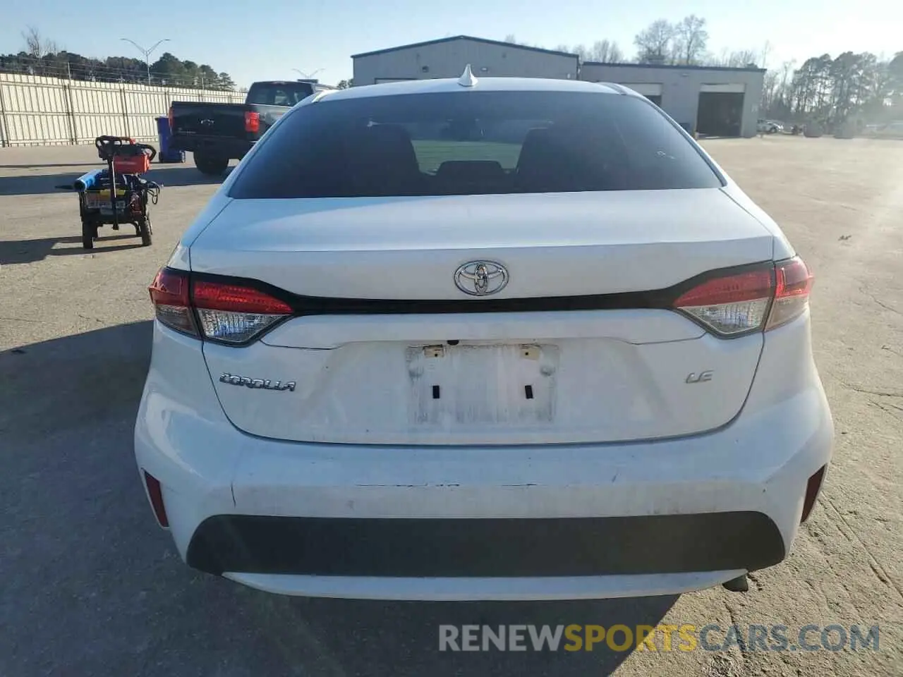 6 Photograph of a damaged car 5YFEPMAE1NP289597 TOYOTA COROLLA 2022