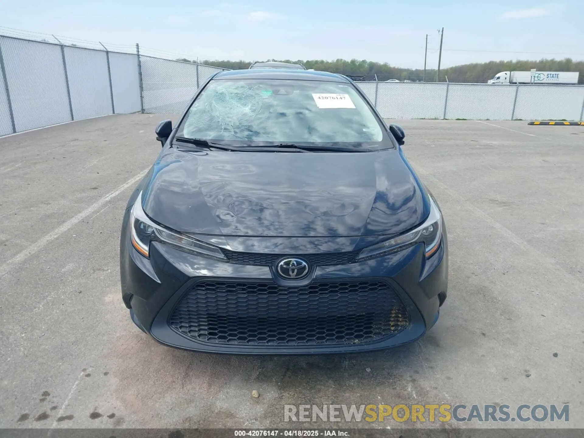 12 Photograph of a damaged car 5YFEPMAE1NP291849 TOYOTA COROLLA 2022