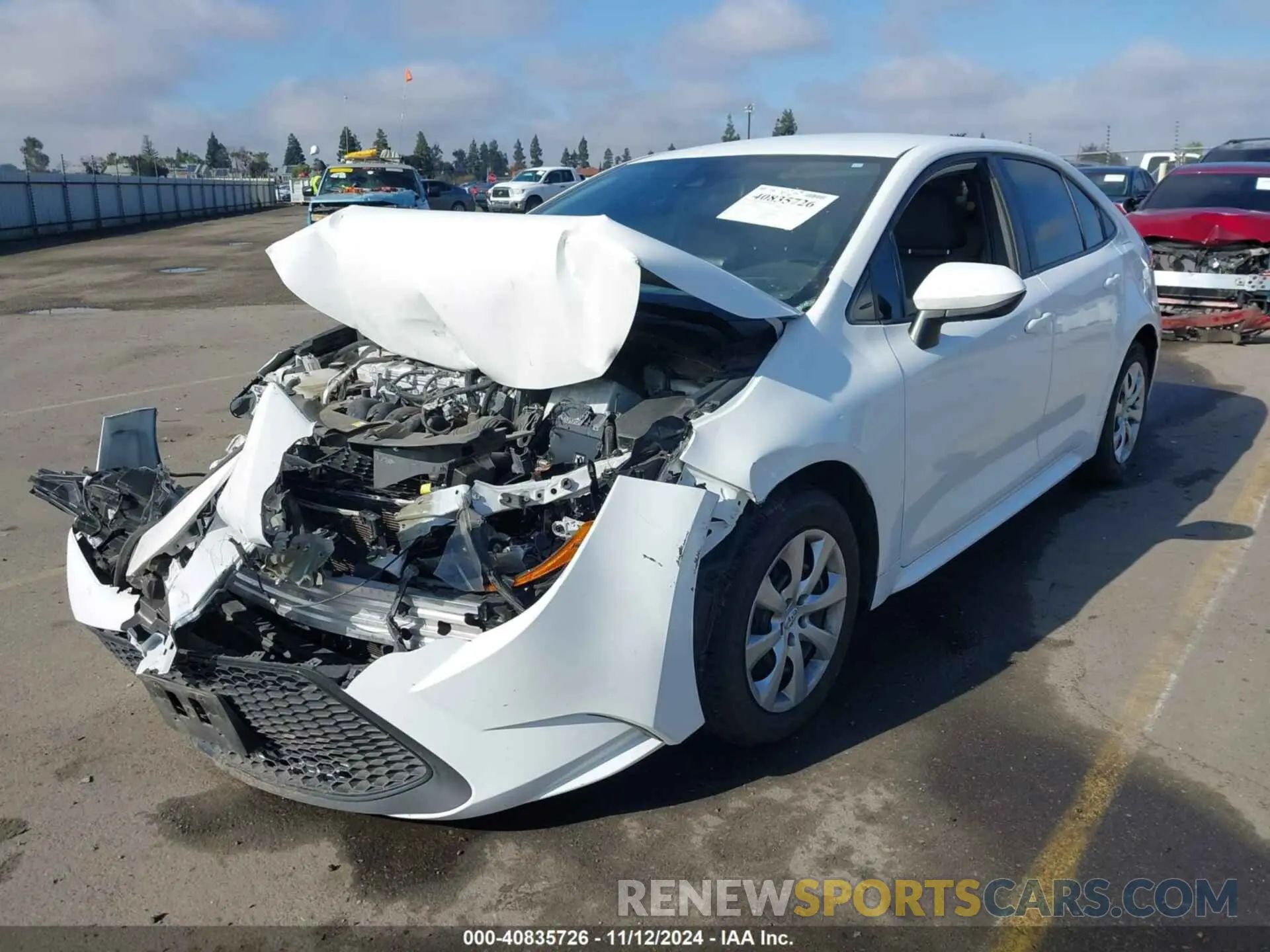 2 Photograph of a damaged car 5YFEPMAE1NP292919 TOYOTA COROLLA 2022