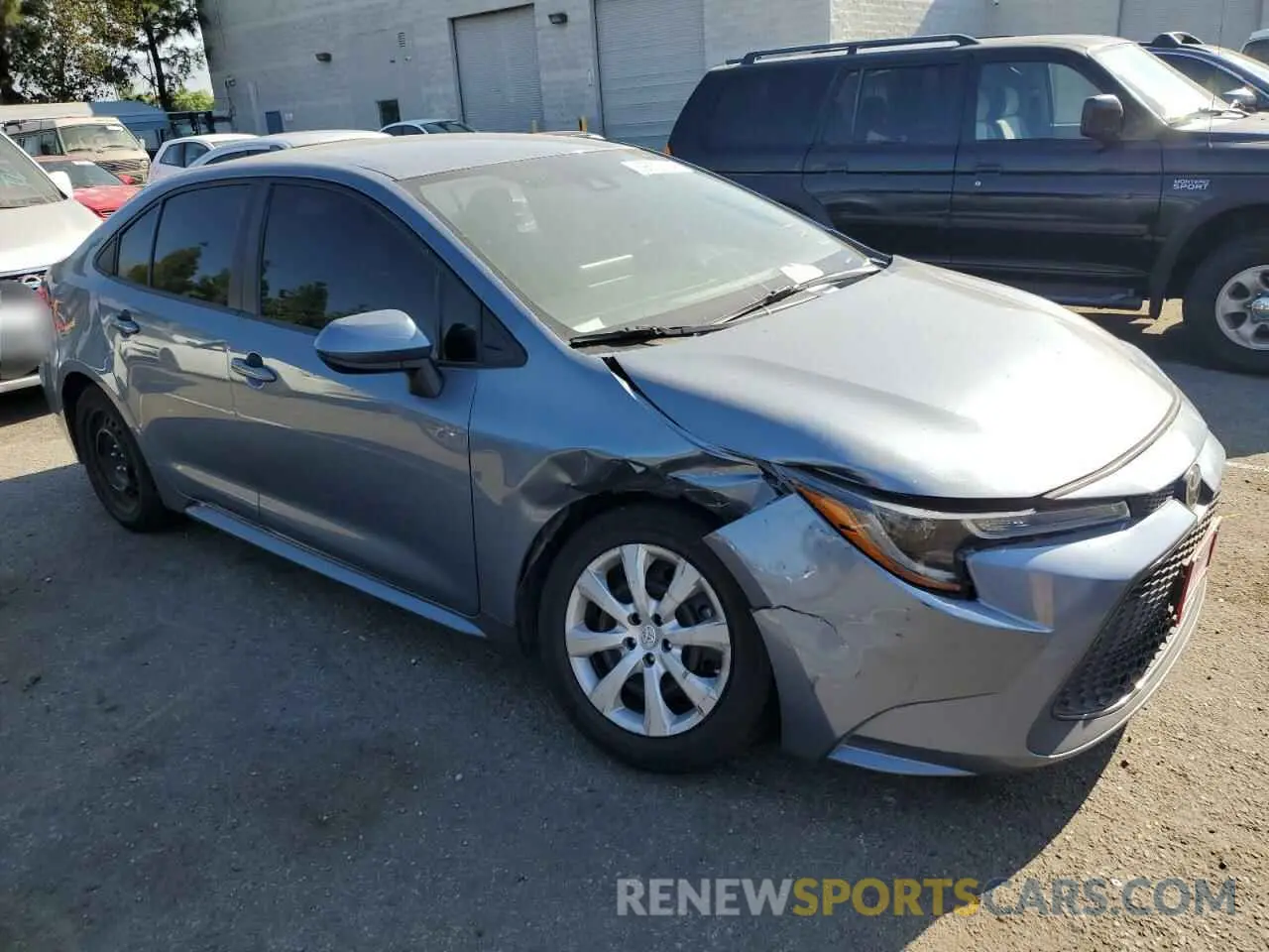 4 Photograph of a damaged car 5YFEPMAE1NP295593 TOYOTA COROLLA 2022