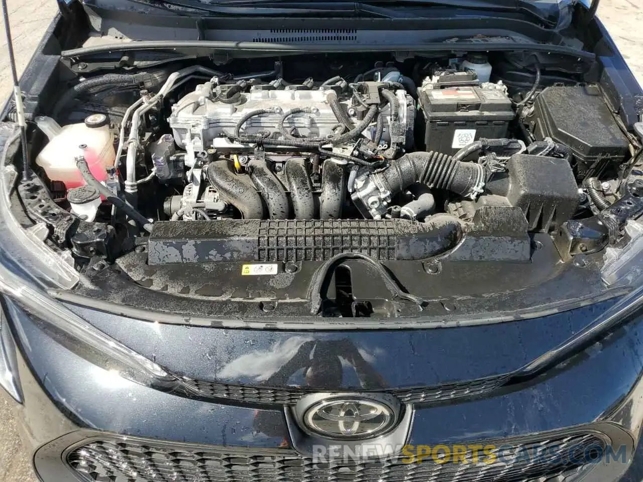 11 Photograph of a damaged car 5YFEPMAE1NP303417 TOYOTA COROLLA 2022