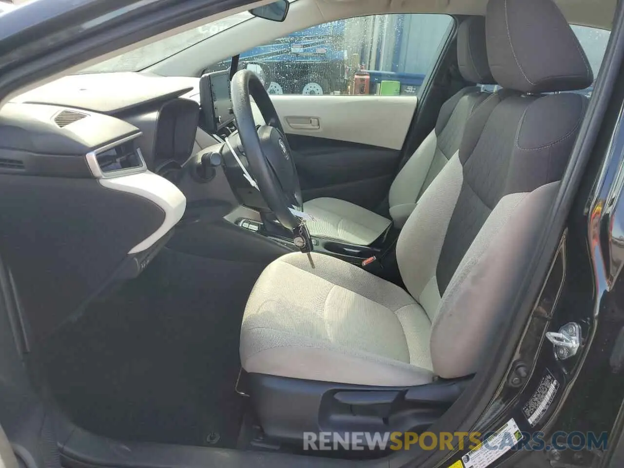 7 Photograph of a damaged car 5YFEPMAE1NP303417 TOYOTA COROLLA 2022