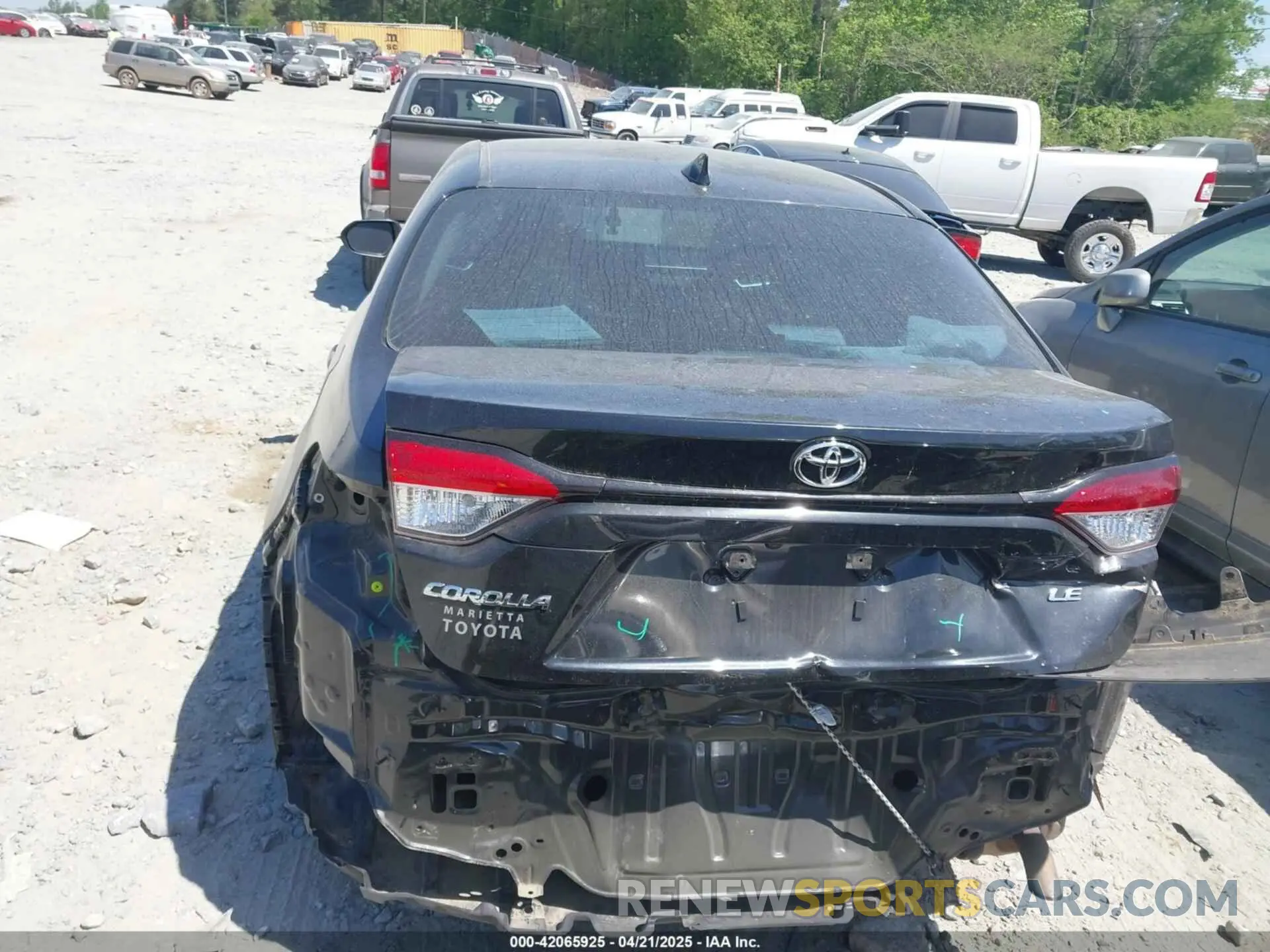 16 Photograph of a damaged car 5YFEPMAE1NP312506 TOYOTA COROLLA 2022