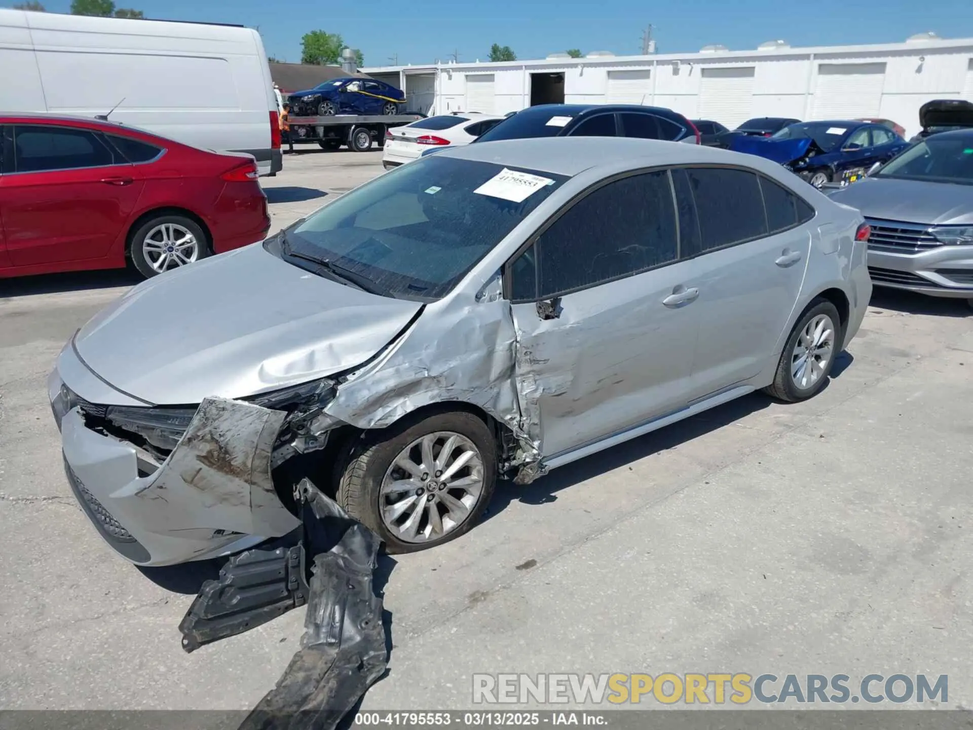 2 Photograph of a damaged car 5YFEPMAE1NP314241 TOYOTA COROLLA 2022