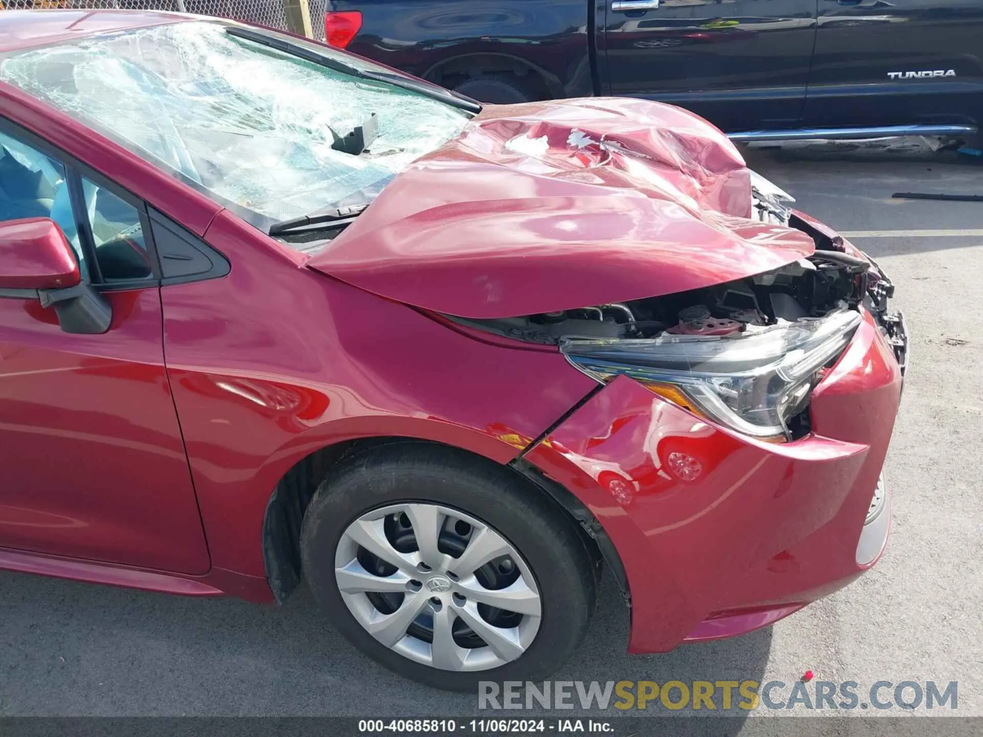 19 Photograph of a damaged car 5YFEPMAE1NP322212 TOYOTA COROLLA 2022
