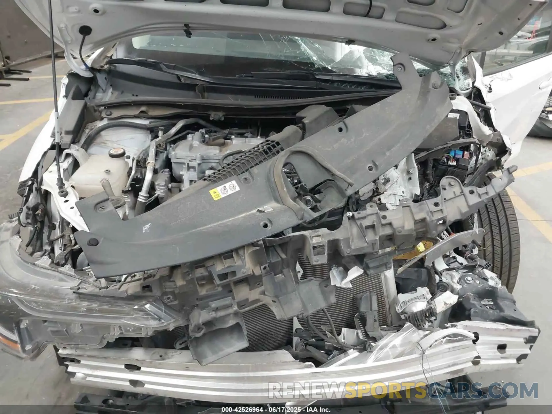 10 Photograph of a damaged car 5YFEPMAE1NP326017 TOYOTA COROLLA 2022