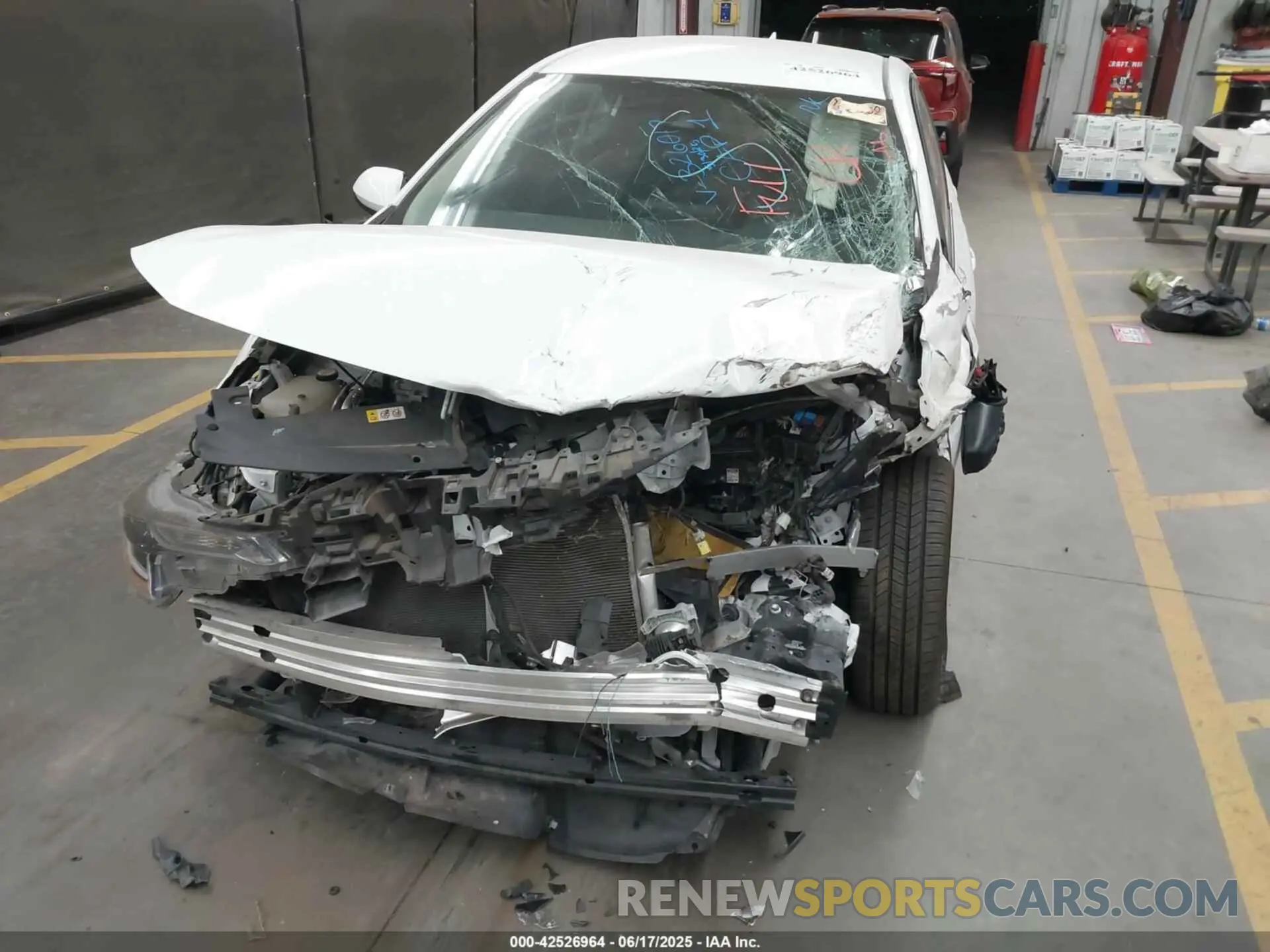 6 Photograph of a damaged car 5YFEPMAE1NP326017 TOYOTA COROLLA 2022