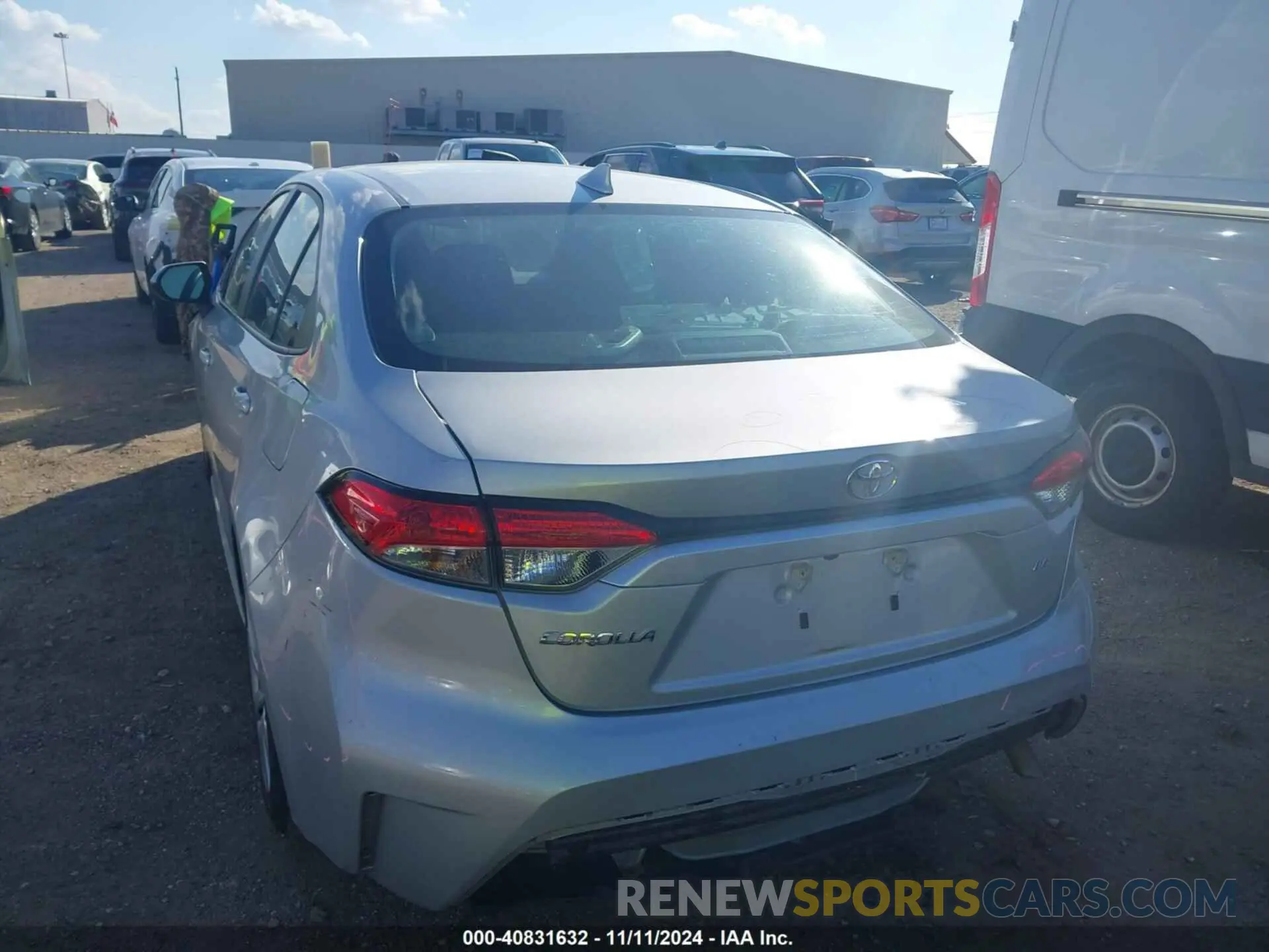 6 Photograph of a damaged car 5YFEPMAE1NP326034 TOYOTA COROLLA 2022