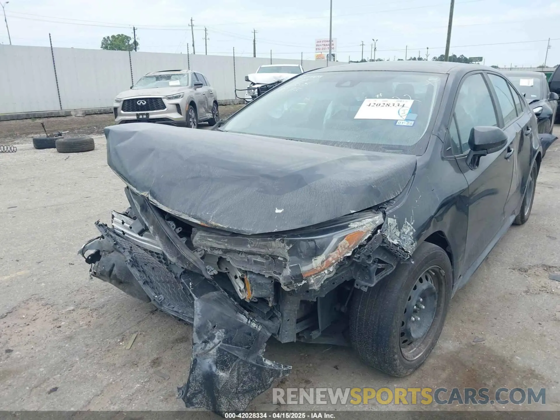 2 Photograph of a damaged car 5YFEPMAE1NP331332 TOYOTA COROLLA 2022