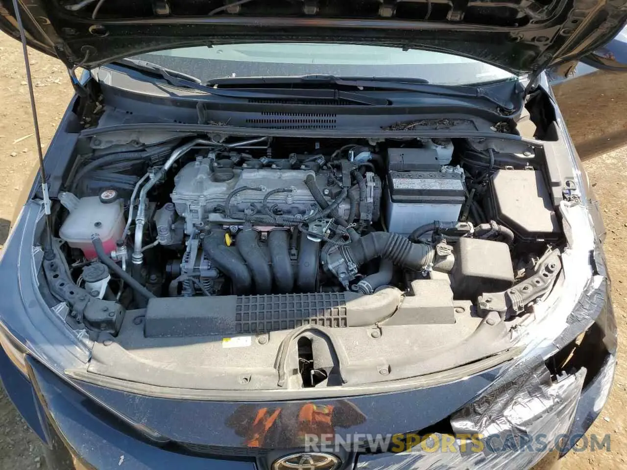 11 Photograph of a damaged car 5YFEPMAE1NP332657 TOYOTA COROLLA 2022