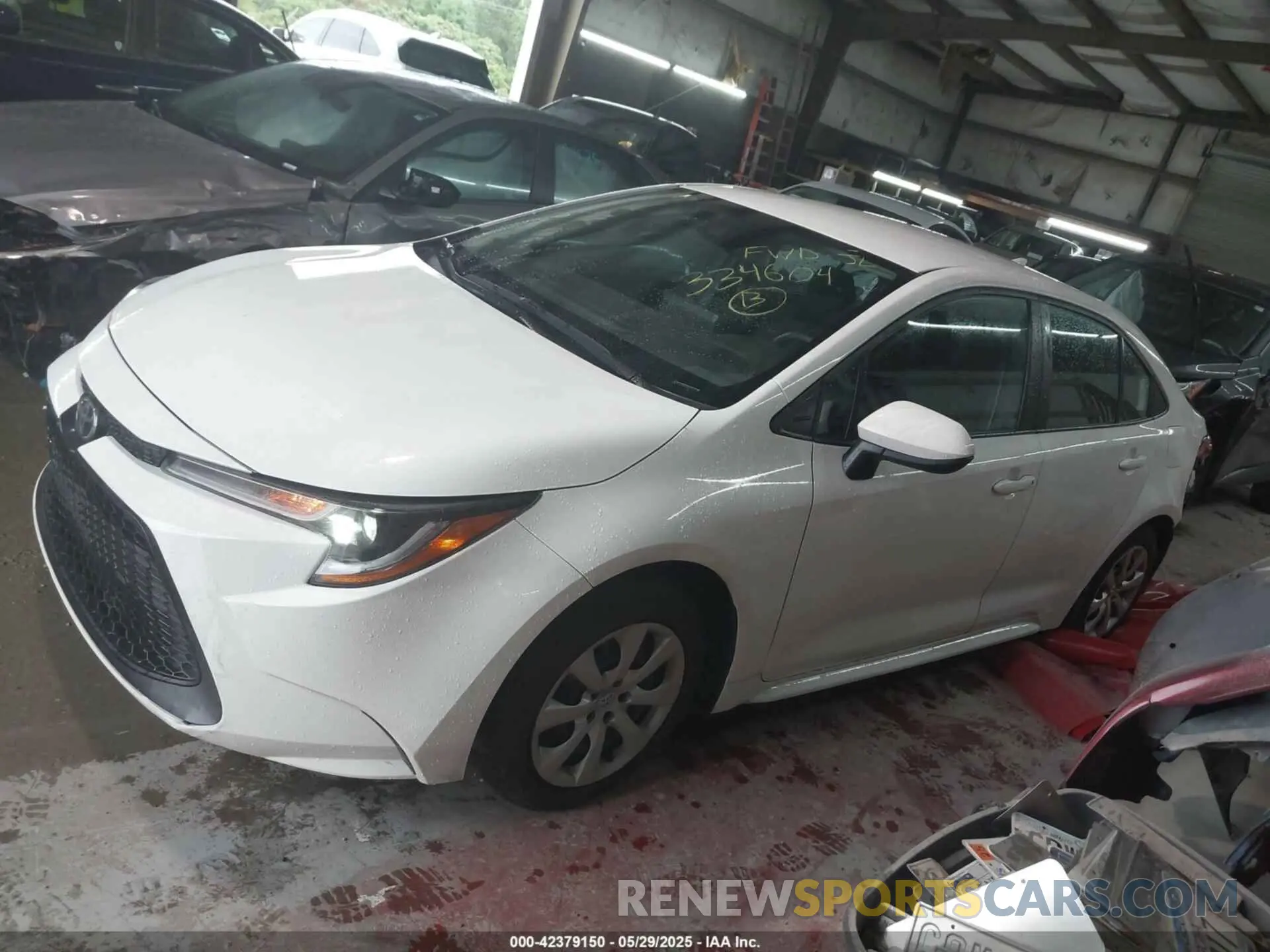 14 Photograph of a damaged car 5YFEPMAE1NP334604 TOYOTA COROLLA 2022