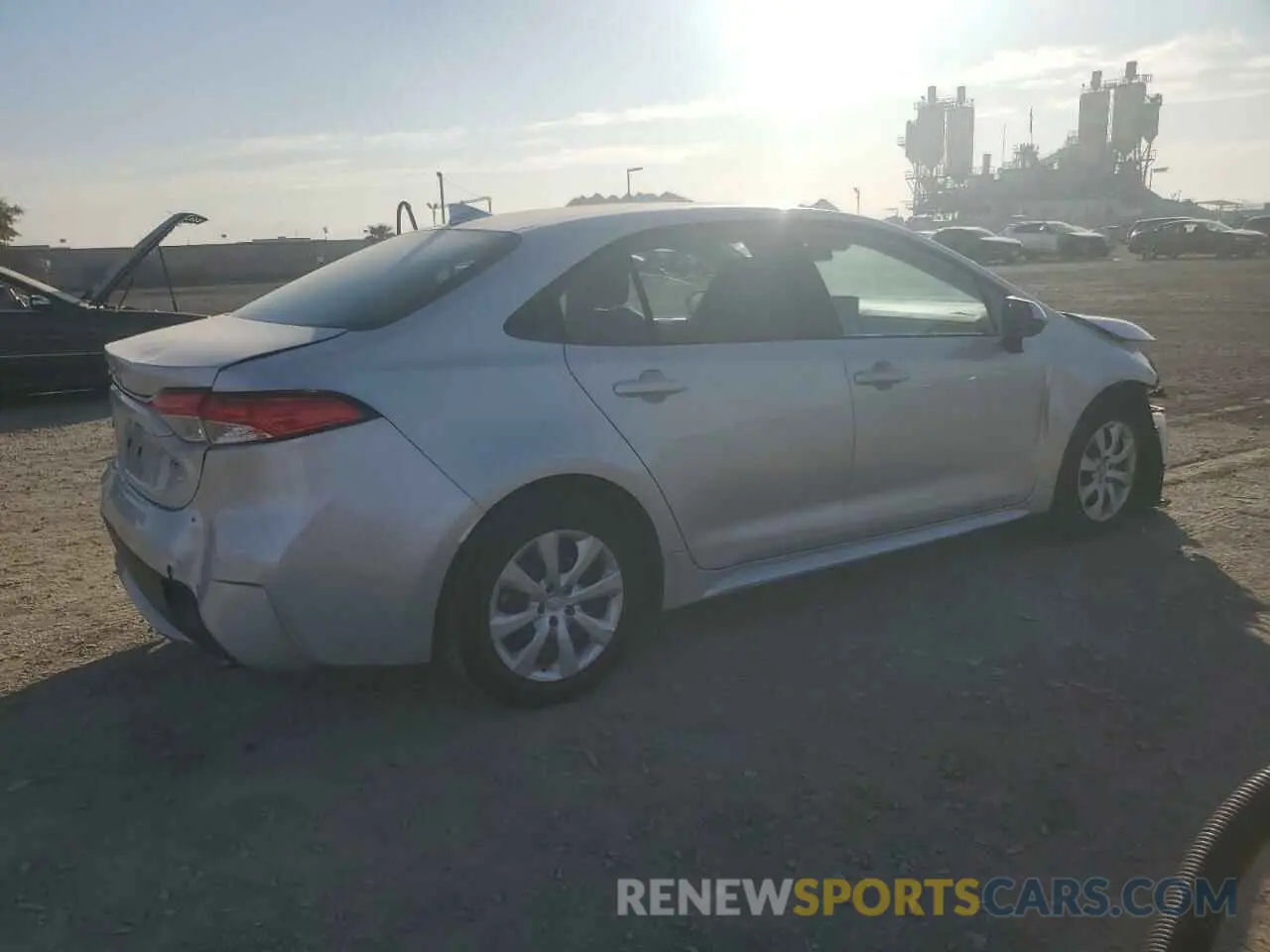 3 Photograph of a damaged car 5YFEPMAE1NP340628 TOYOTA COROLLA 2022