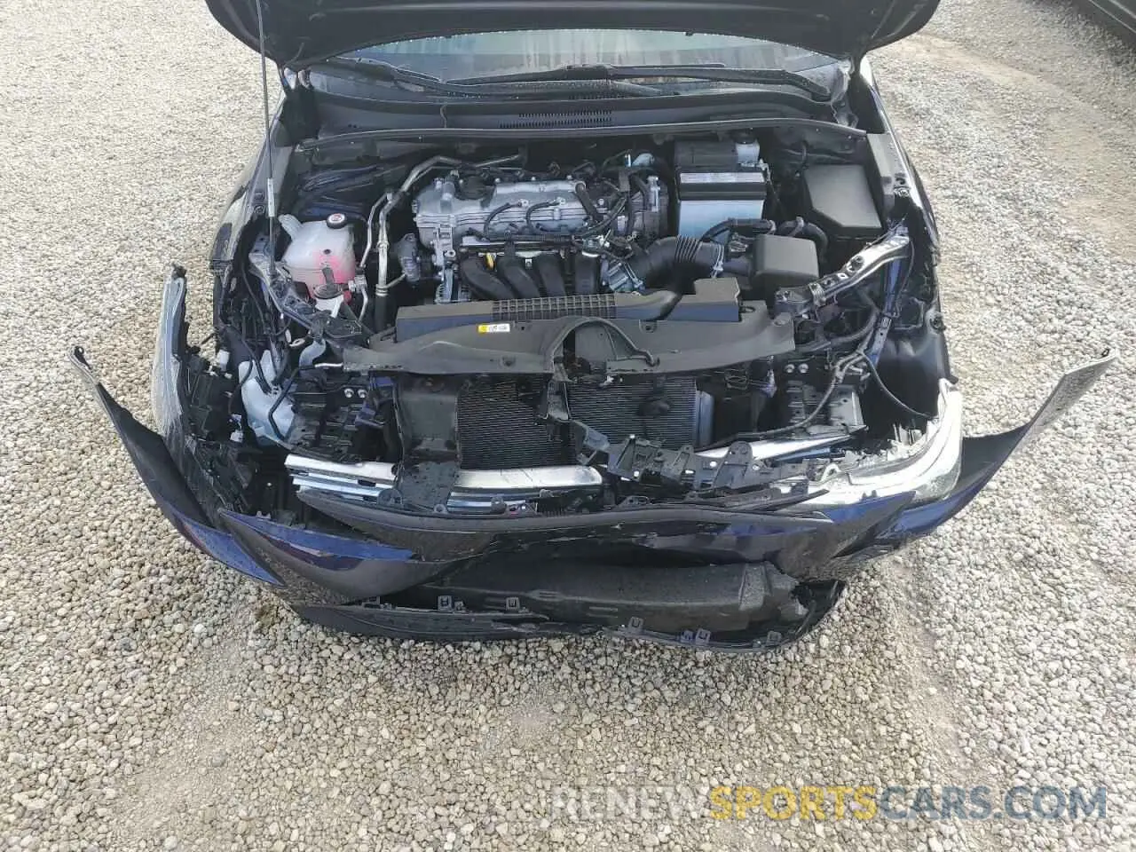 11 Photograph of a damaged car 5YFEPMAE1NP348650 TOYOTA COROLLA 2022