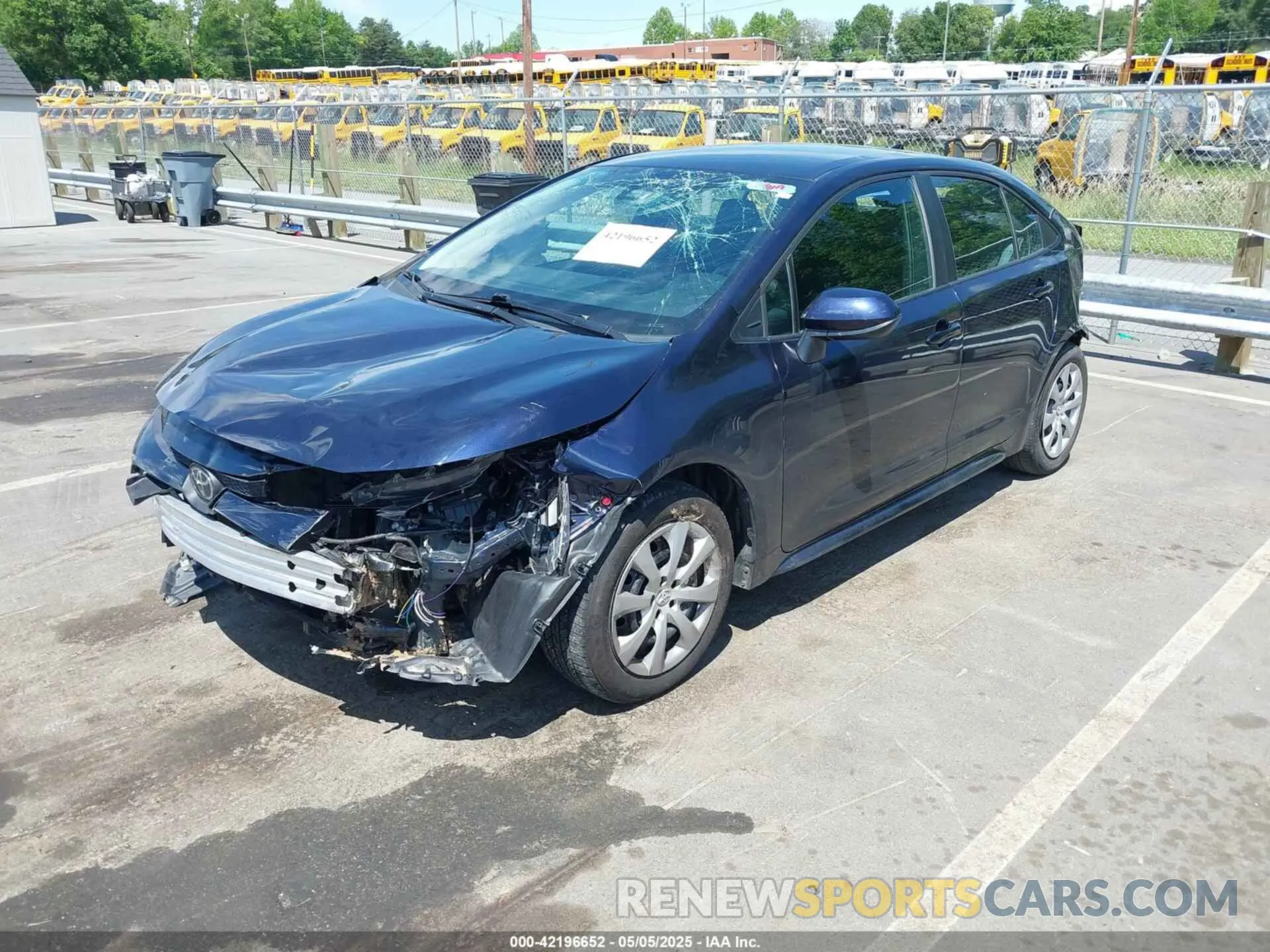 2 Photograph of a damaged car 5YFEPMAE1NP360040 TOYOTA COROLLA 2022