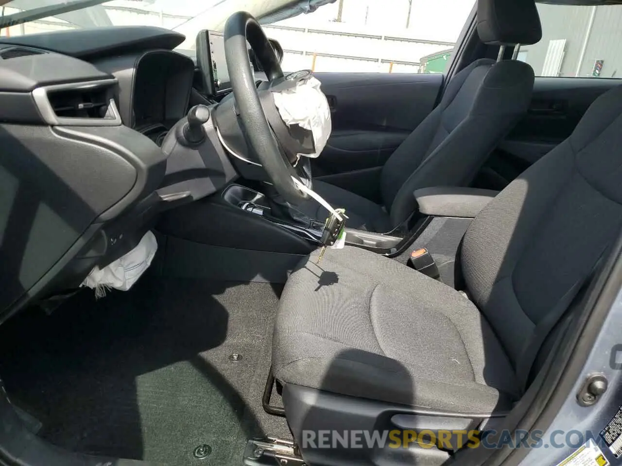 7 Photograph of a damaged car 5YFEPMAE1NP363312 TOYOTA COROLLA 2022
