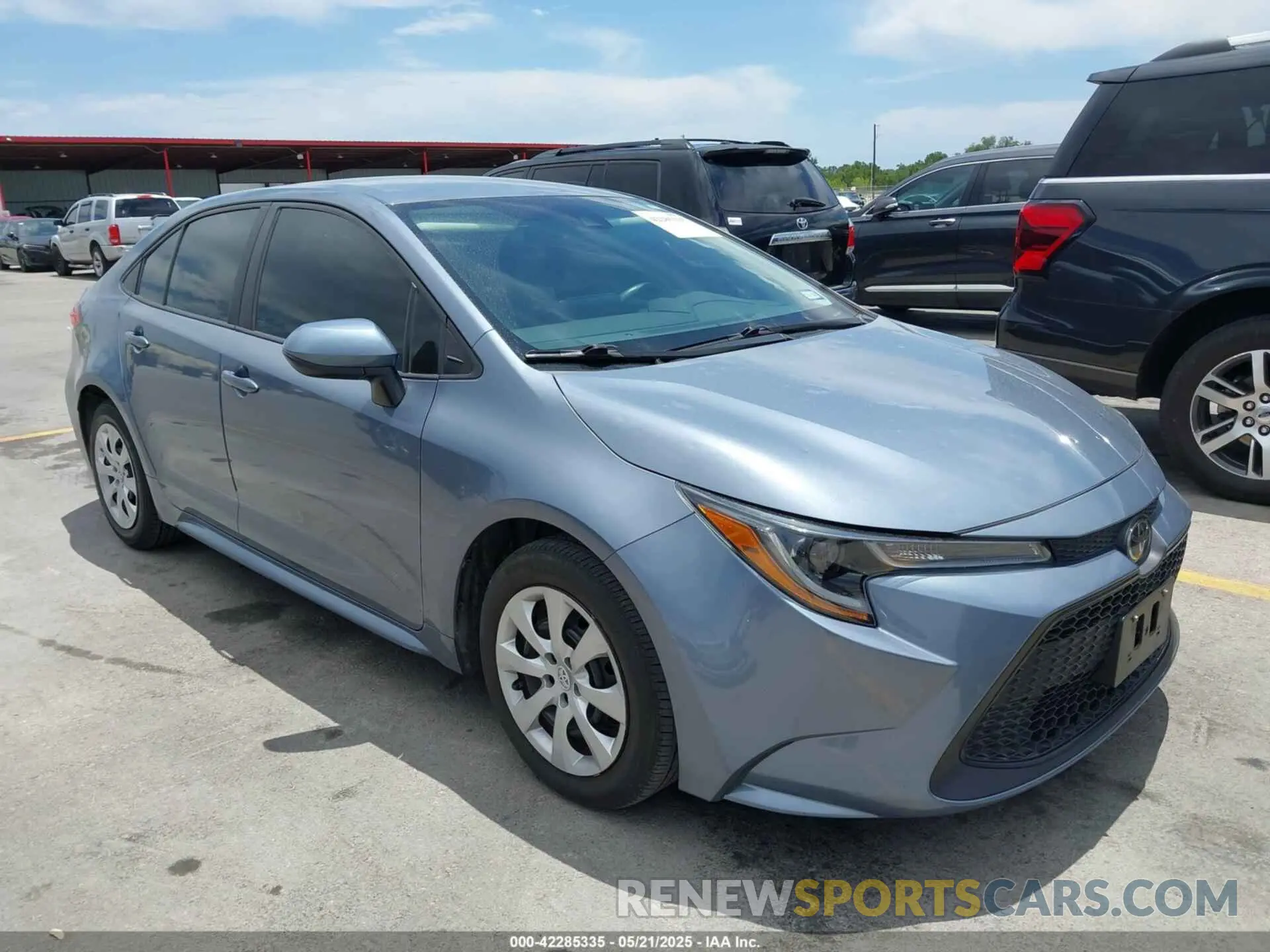 1 Photograph of a damaged car 5YFEPMAE1NP364122 TOYOTA COROLLA 2022