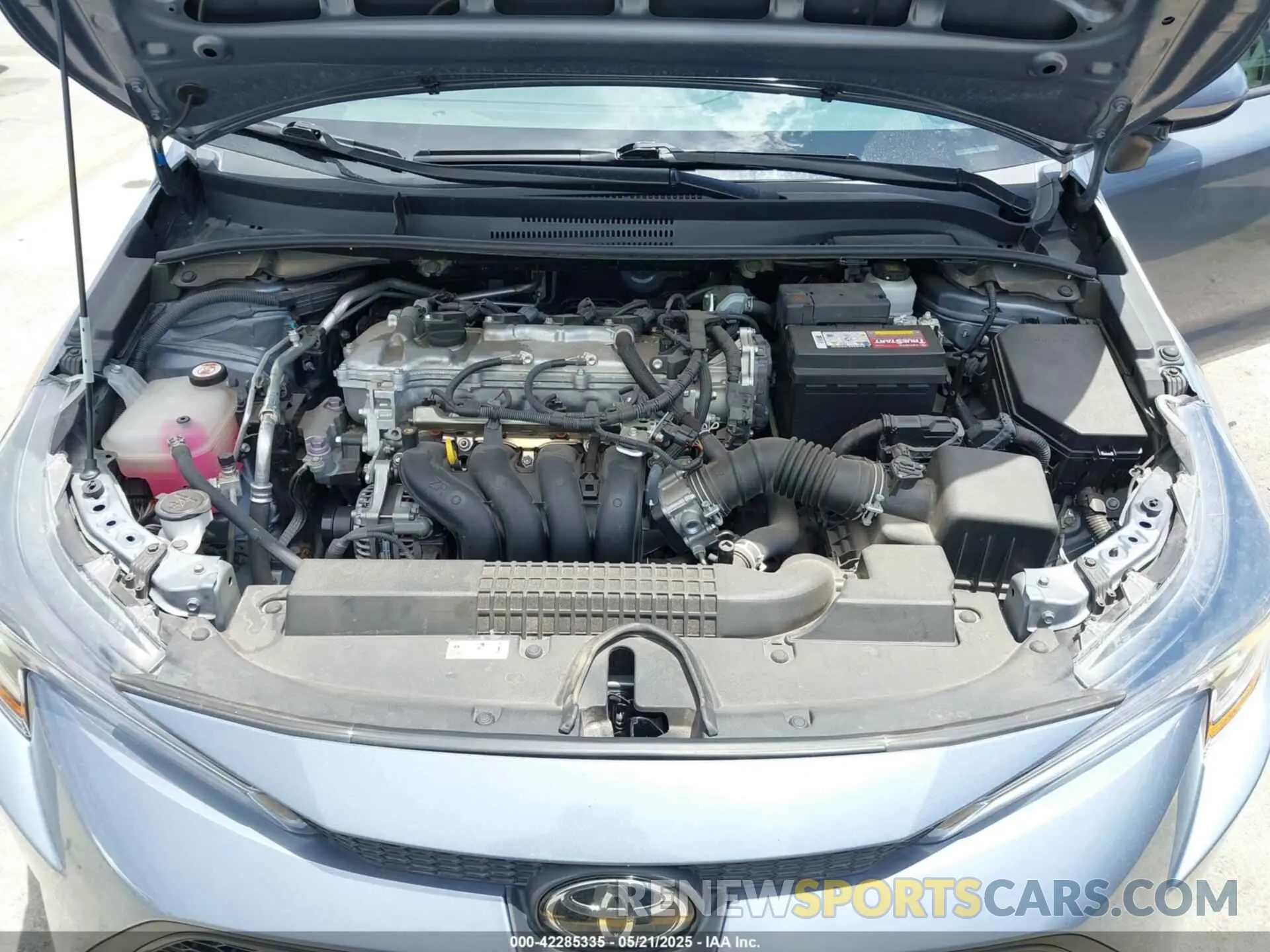 10 Photograph of a damaged car 5YFEPMAE1NP364122 TOYOTA COROLLA 2022