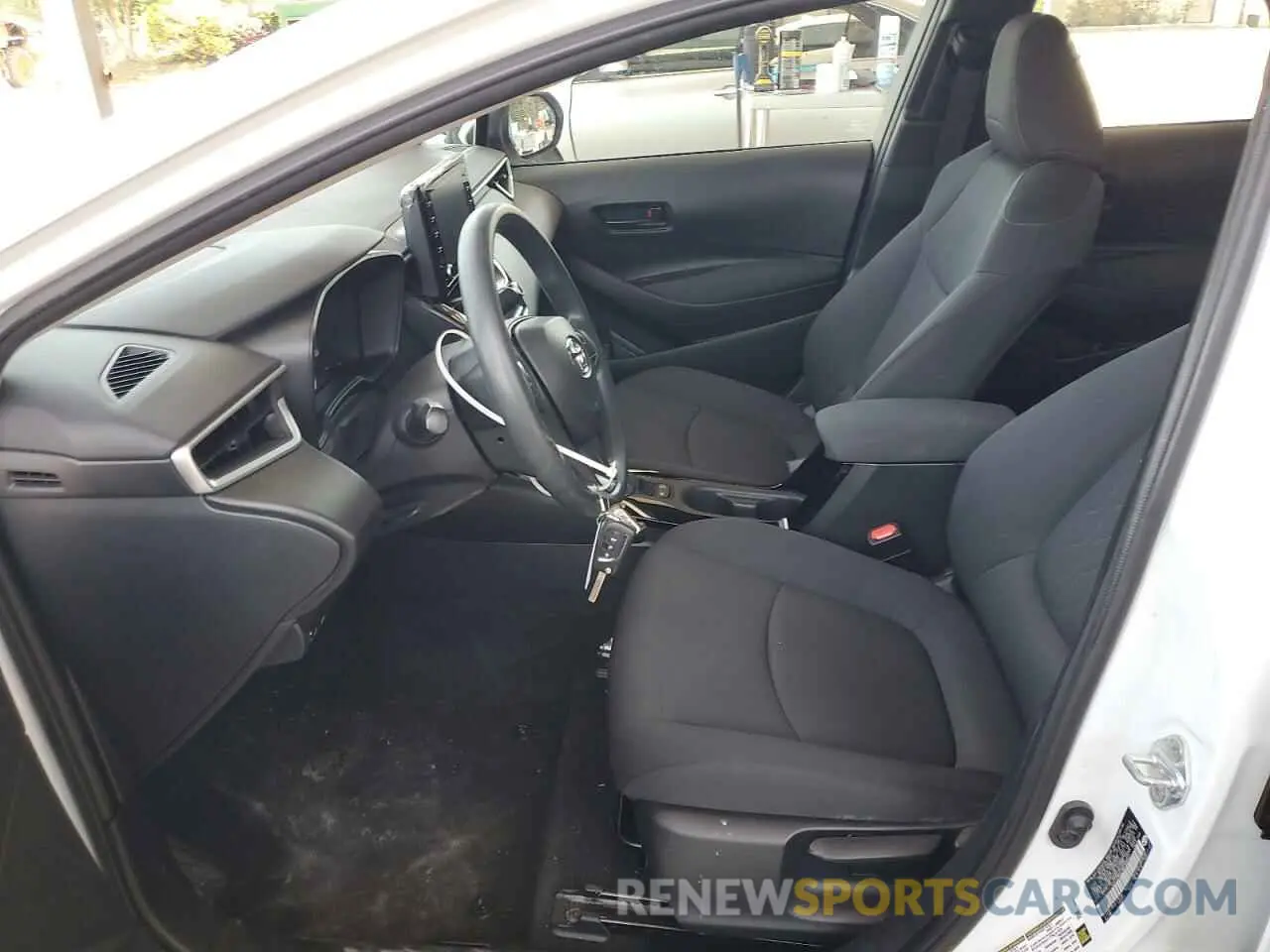 7 Photograph of a damaged car 5YFEPMAE1NP369403 TOYOTA COROLLA 2022