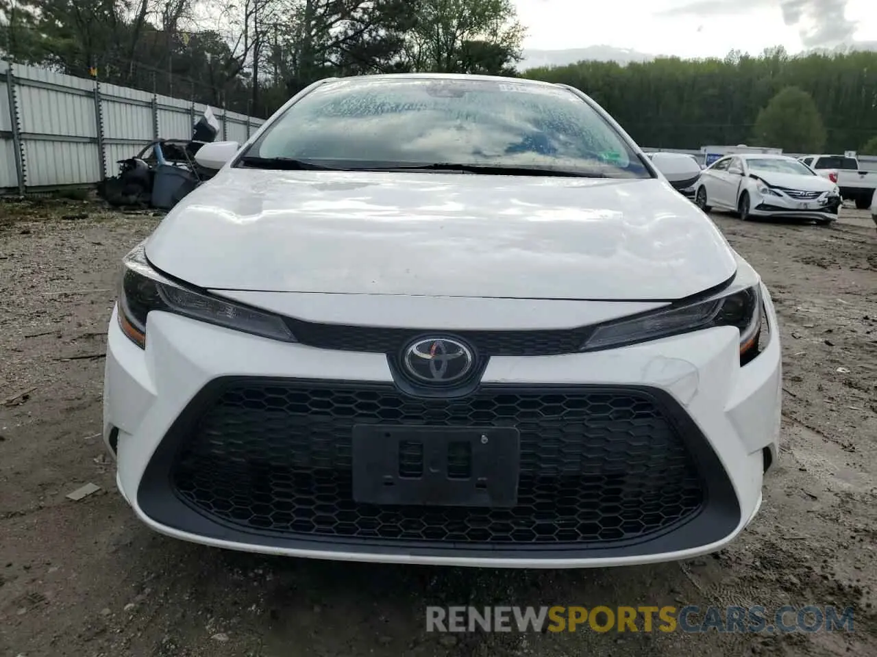 5 Photograph of a damaged car 5YFEPMAE1NP374813 TOYOTA COROLLA 2022