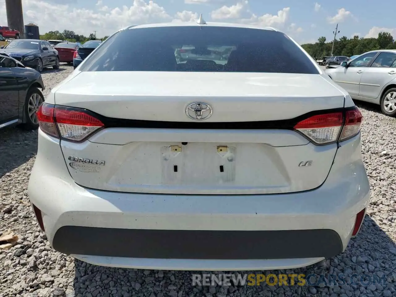 6 Photograph of a damaged car 5YFEPMAE1NP381860 TOYOTA COROLLA 2022