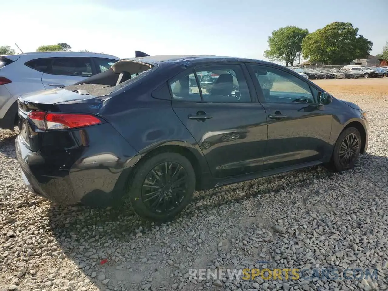 3 Photograph of a damaged car 5YFEPMAE1NP382989 TOYOTA COROLLA 2022