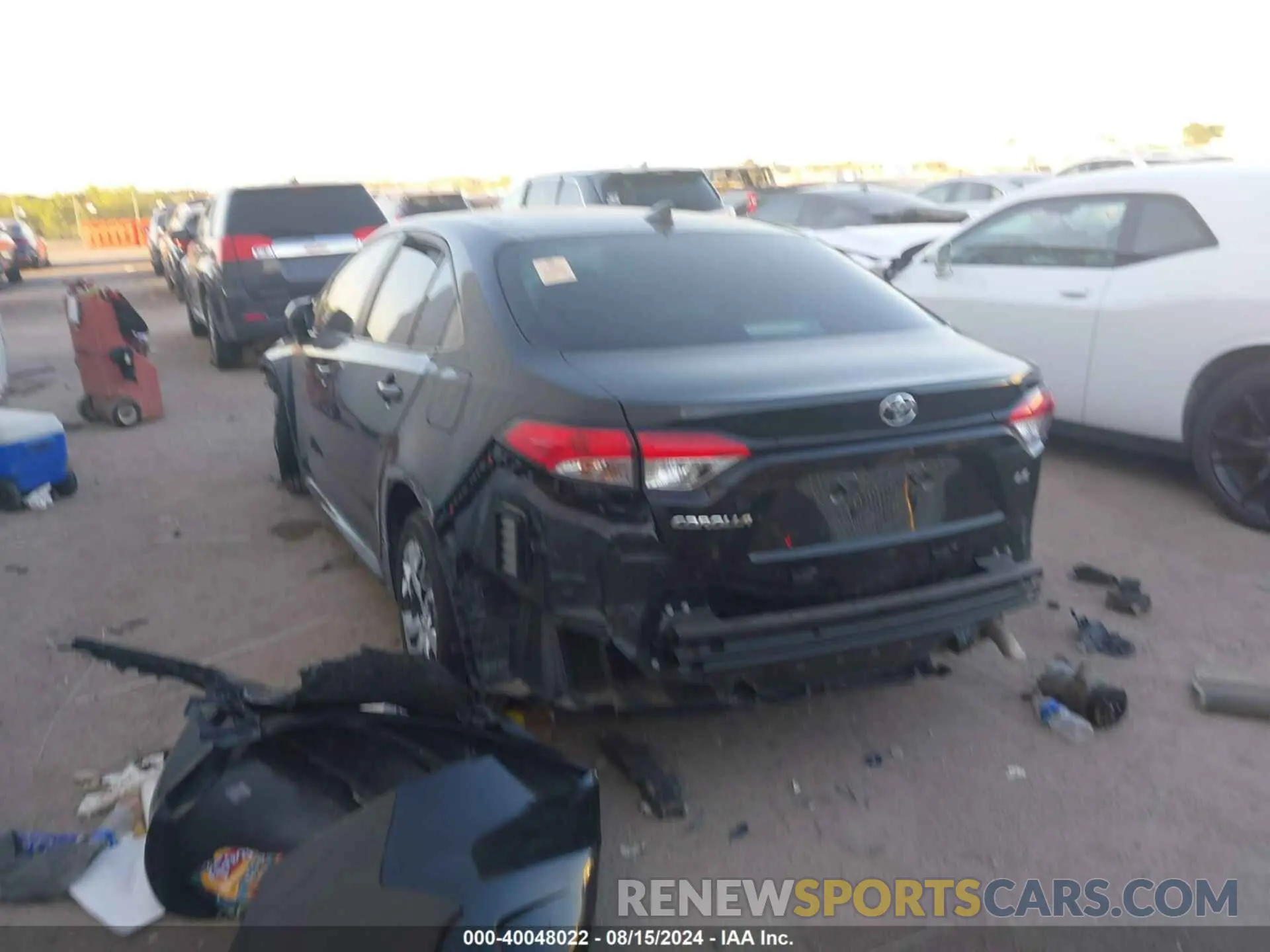 3 Photograph of a damaged car 5YFEPMAE1NP390218 TOYOTA COROLLA 2022