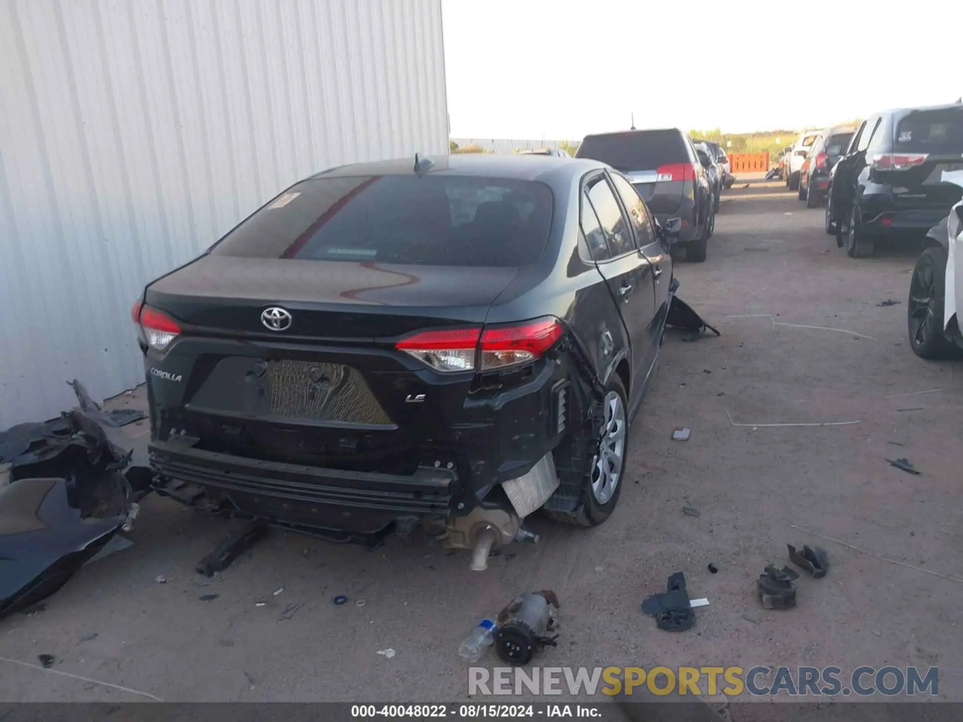 4 Photograph of a damaged car 5YFEPMAE1NP390218 TOYOTA COROLLA 2022