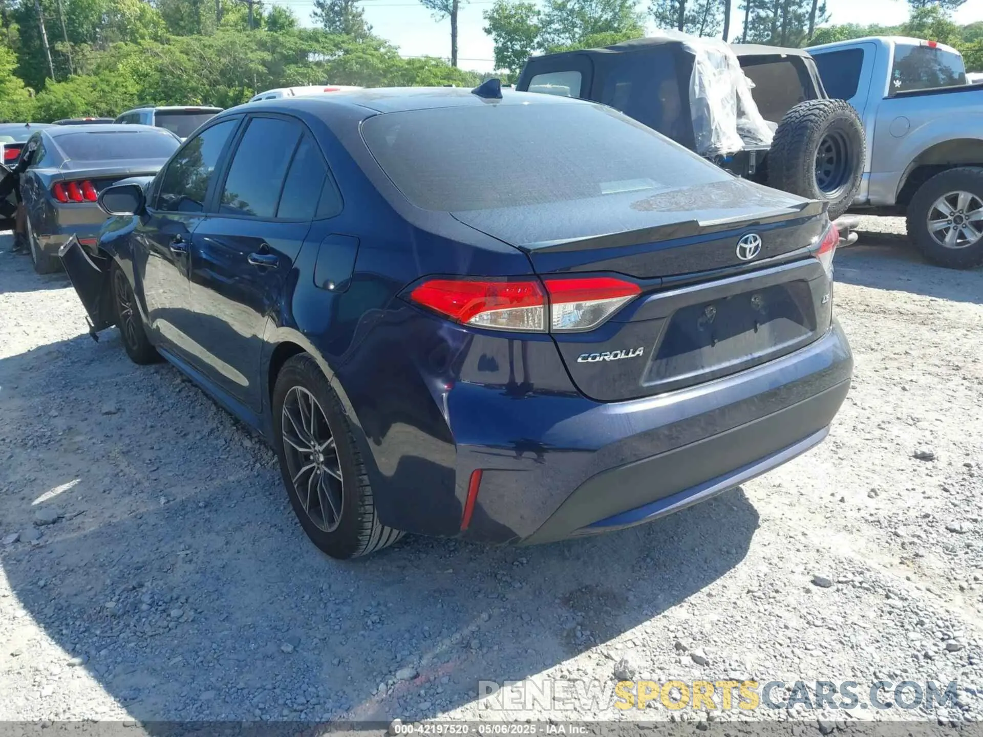 3 Photograph of a damaged car 5YFEPMAE2NP287552 TOYOTA COROLLA 2022