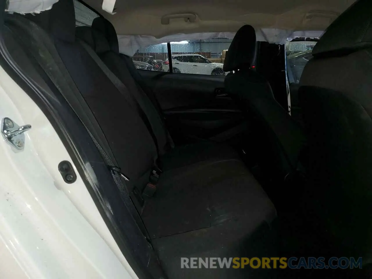 10 Photograph of a damaged car 5YFEPMAE2NP295845 TOYOTA COROLLA 2022