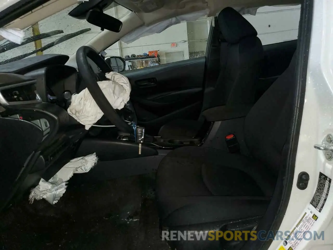 7 Photograph of a damaged car 5YFEPMAE2NP295845 TOYOTA COROLLA 2022