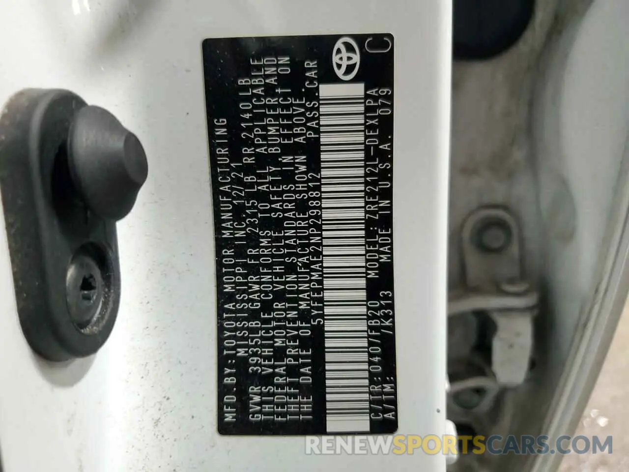 12 Photograph of a damaged car 5YFEPMAE2NP298812 TOYOTA COROLLA 2022